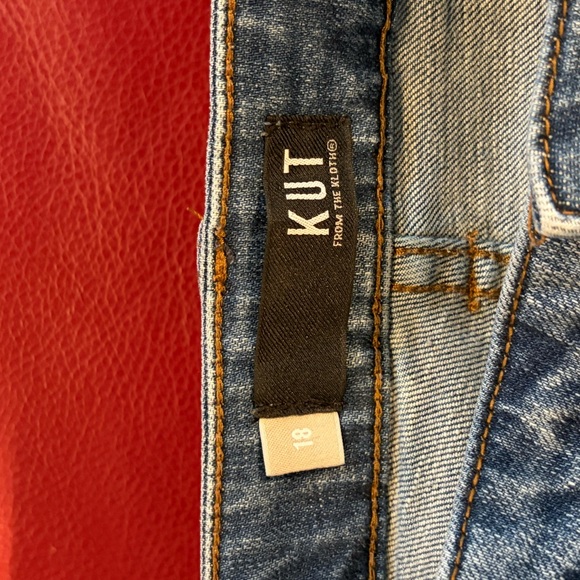 Kut from the Kloth Blue Distressed Cropped Jeans - Picture 3 of 3